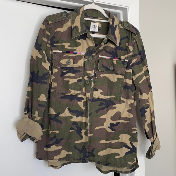 Gap Camo Lightweight Shacket - Picture 1 of 6